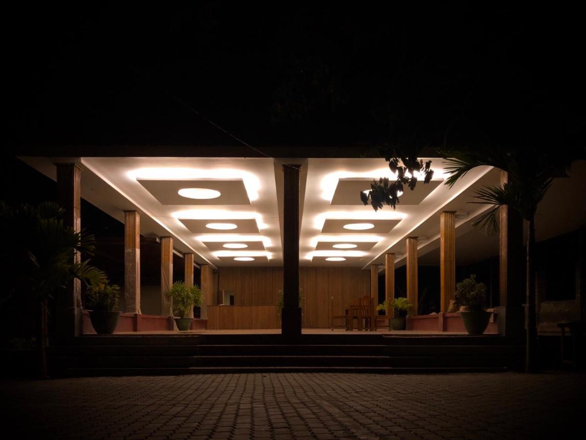 Hill Garden Hotel Чаунг-Та Экстерьер фото